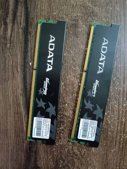 Продавам RAM DDR3 ADATA 2x2GB
