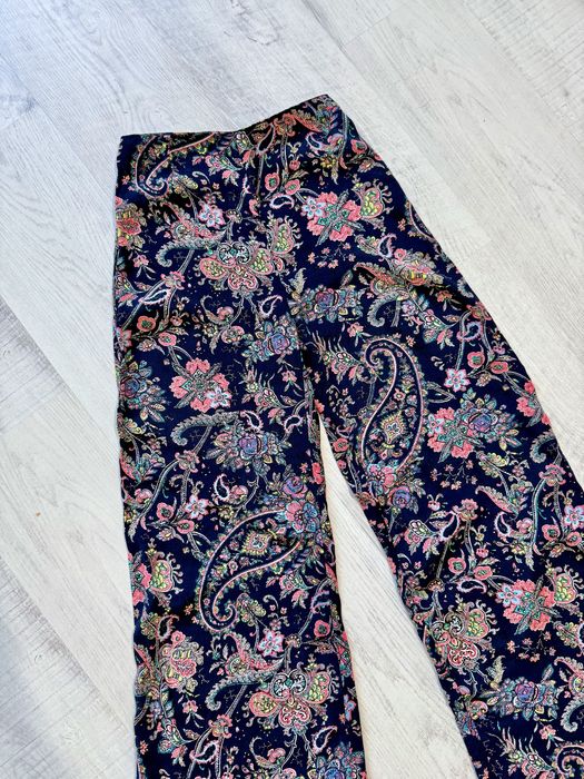 Pantaloni evazati Bershka S