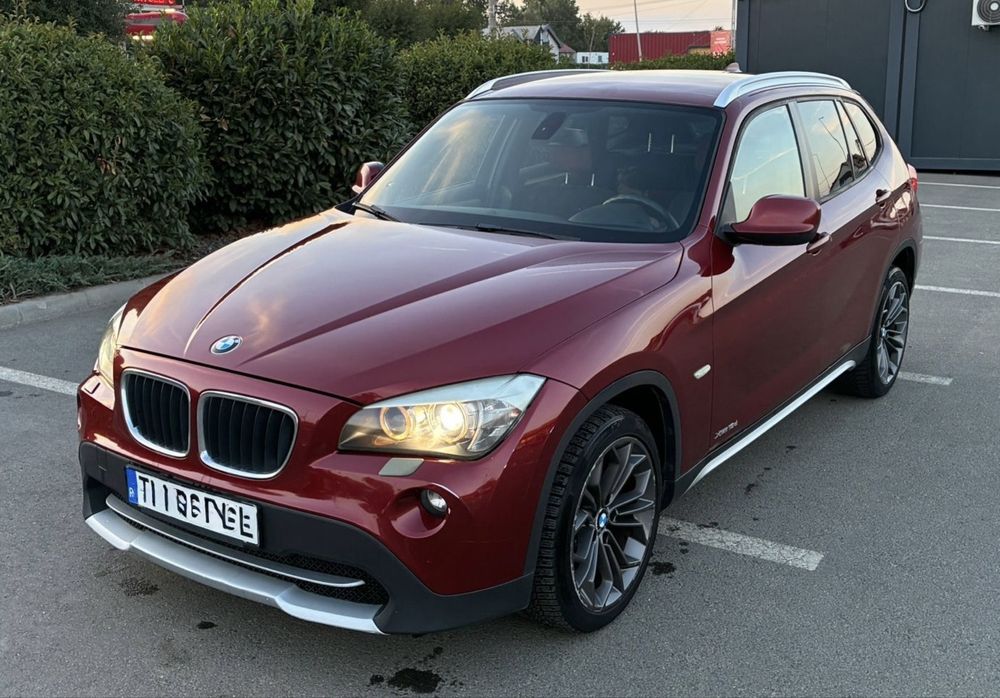 BMW X1 2011 — imagine 2