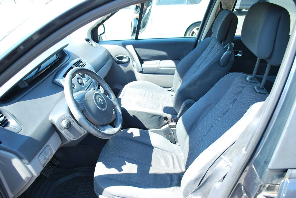 Renault Scenic 1.9 DCI АВТОМАТ
