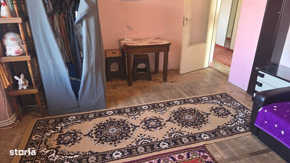 Vand apartament 3 camere decomandat Deva. Lido (Casa de Pensii) et. 2
