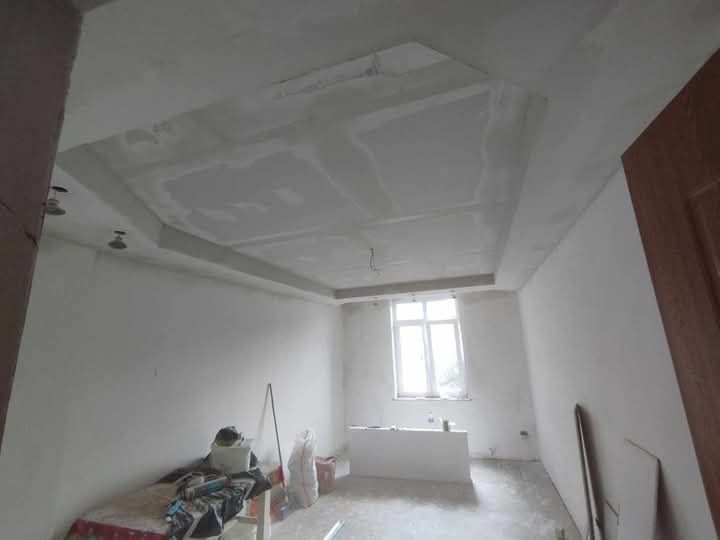 Firma autorizata executa lucrări de amenajări interioare și exterioar