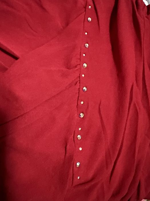 Невероятен потник с камъни S размер