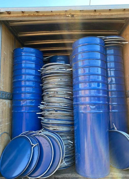 Vând Butoaie de 200 Litri cu Capac și Cerc – Material Alimentar