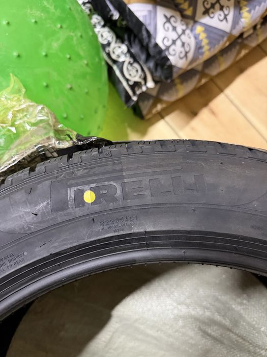 Pirelli scorpion 275/45 R21
