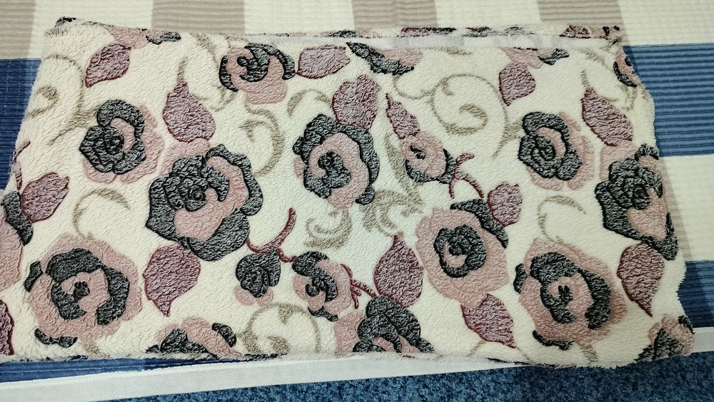 Продам пенки одеяло 1200.