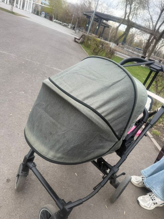 Продам   коляску