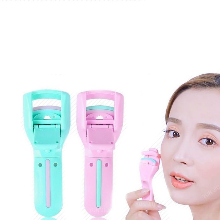 Компактна преносима извивачка за мигли HZS360