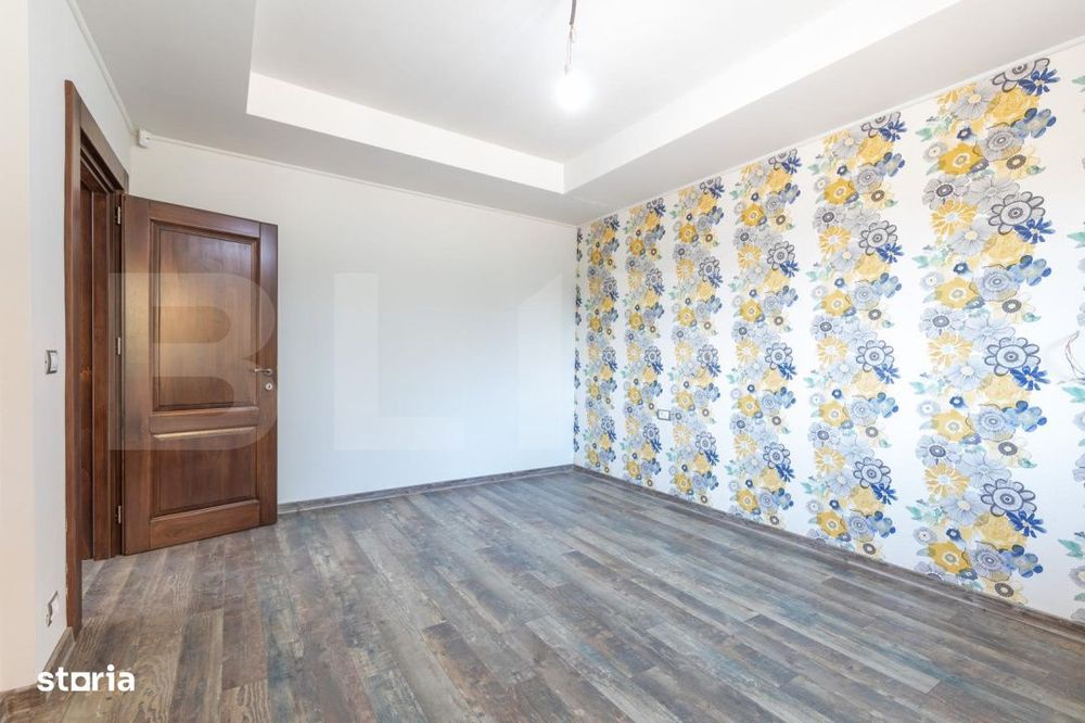 Proprietate Premium - 2 Case, Lac Privat & Teren de Sport –2 km de
