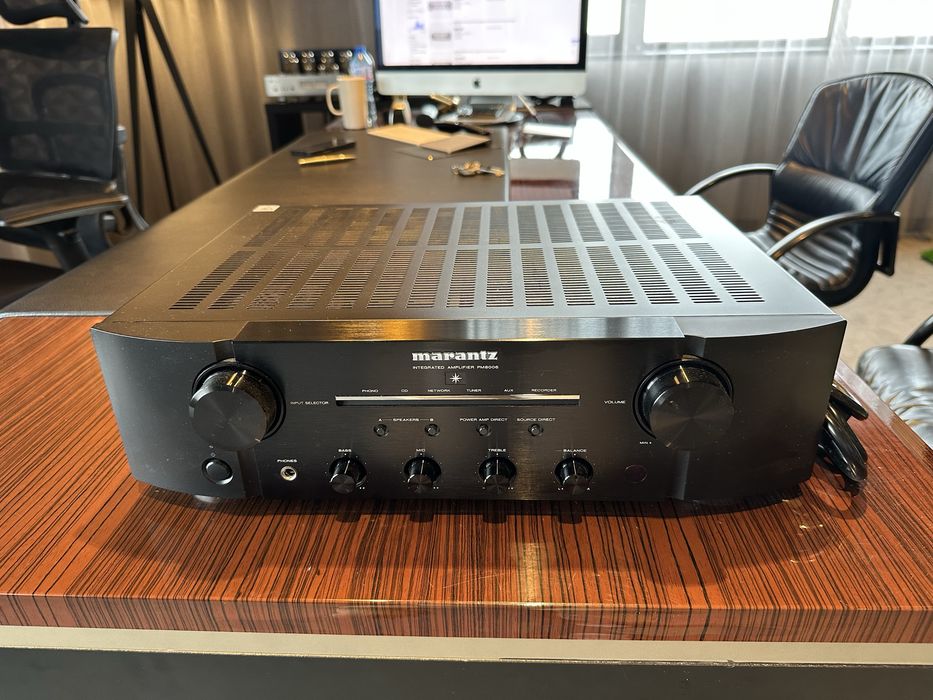 Усилвател MARANTZ PM8006 Black