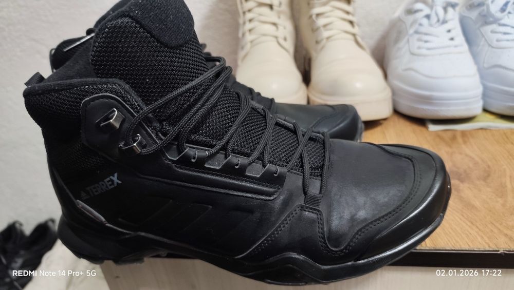 Adidas terrex 44