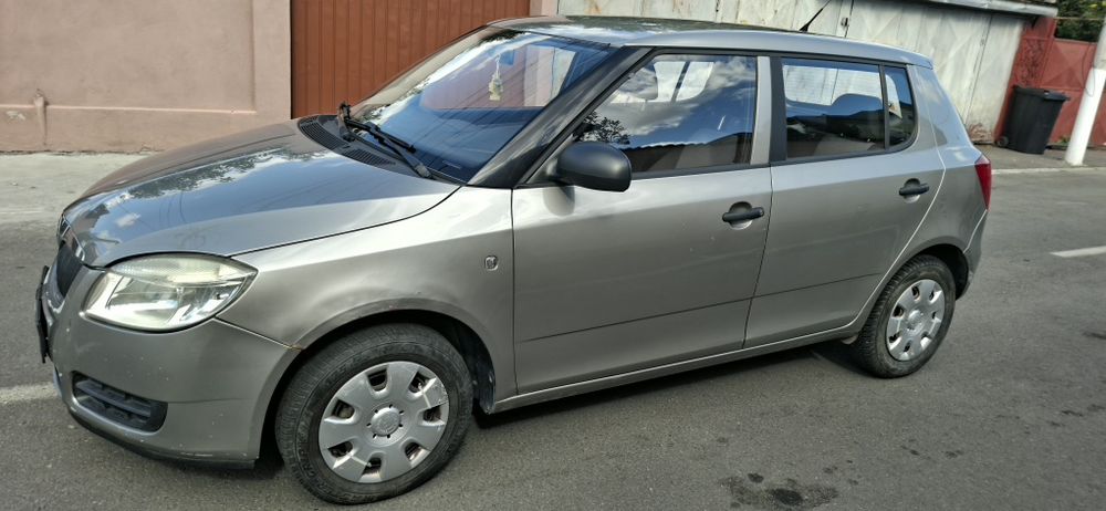 SKODA Fabia 2009 — imagine 3