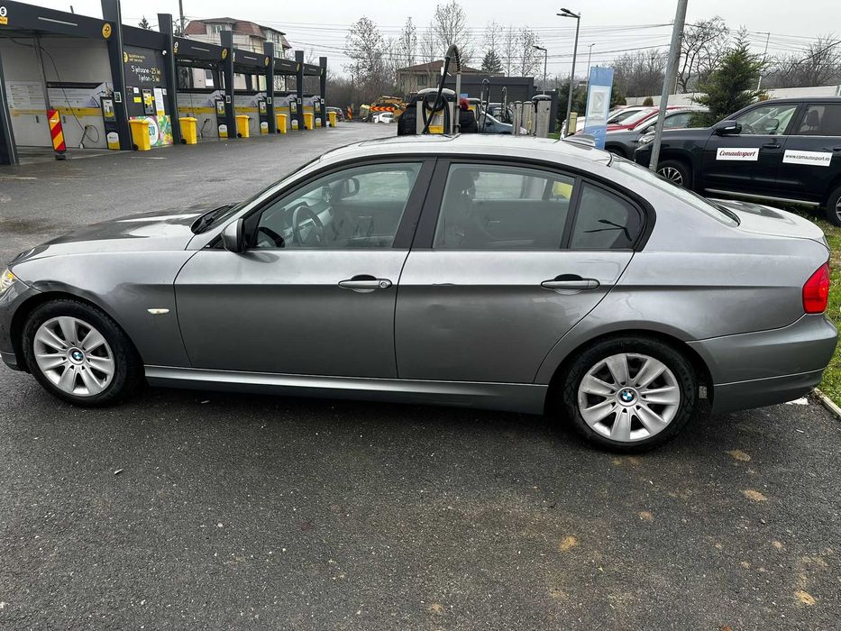 BMW 320 facelift 2011