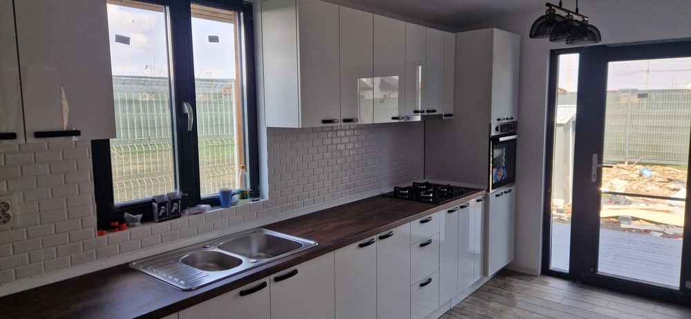 Casă A-frame de vânzare