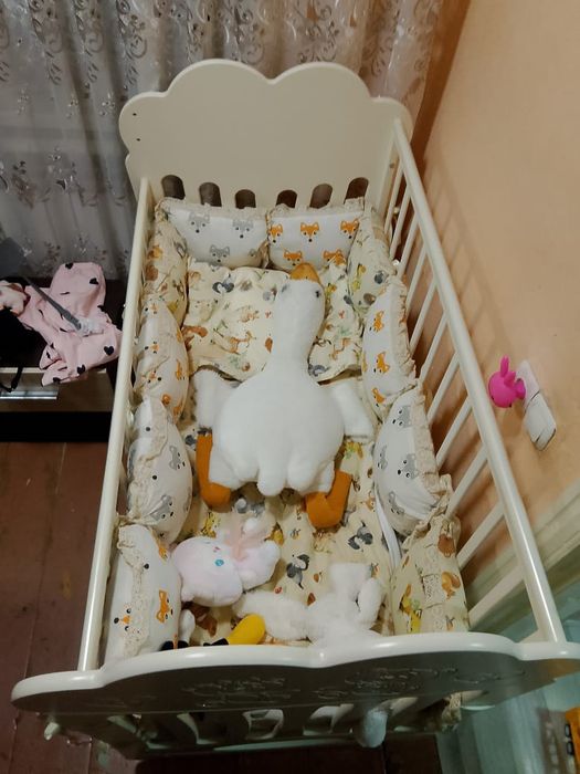 продам детскую манеж
