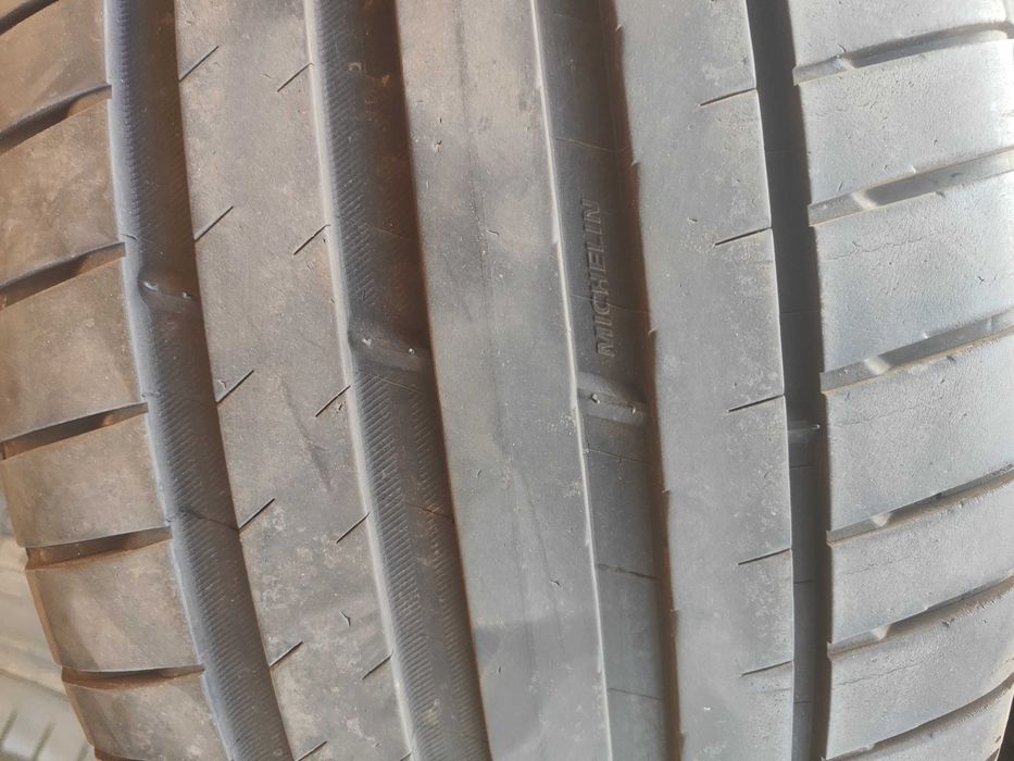 2бр.летни гуми 255/40/21 Michelin