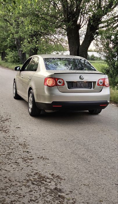 VOLKSWAGEN Jetta 2008 — imagine 4