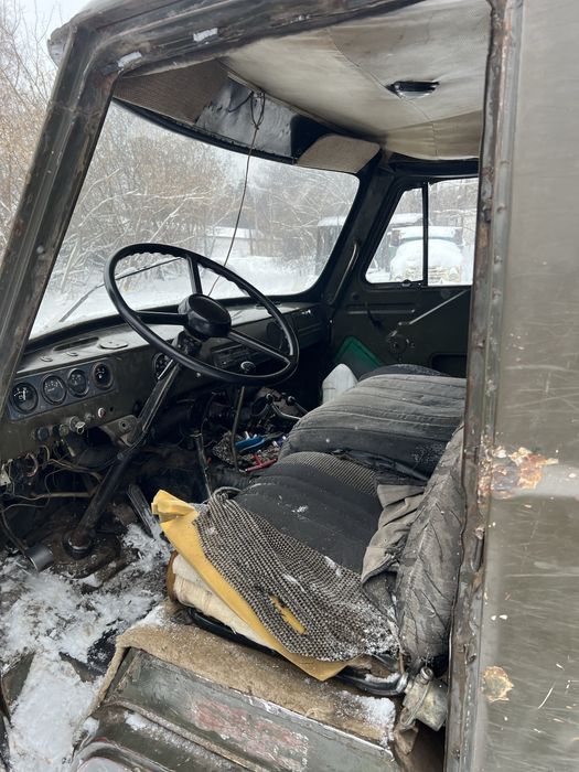 Продам срочно срочно уаз 3303