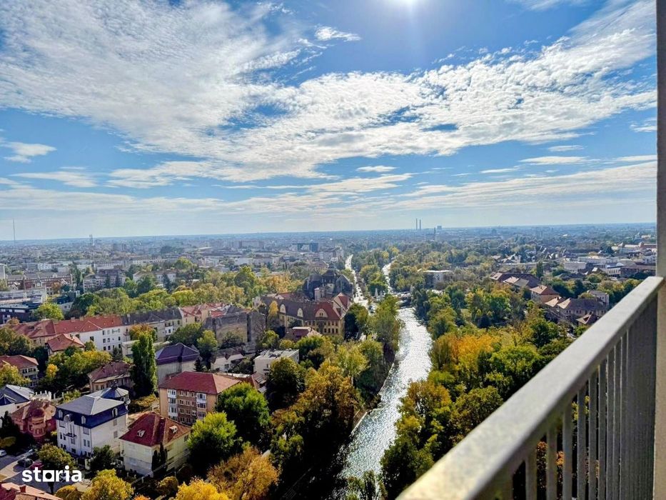 Penthouse - Zona centrala - 2 locuri de parcare - Boxa