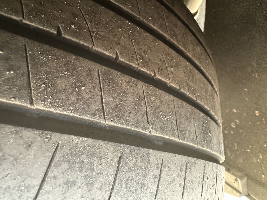 Летня резина BRIDGESTONE 235/45/18