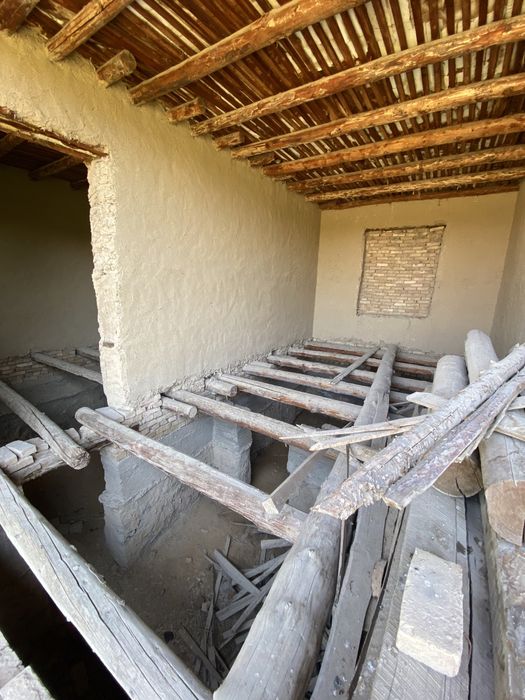 Nazarbekda uchastka sotiladi