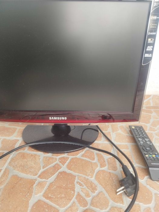 Продавам  монитор Samsung T200HD