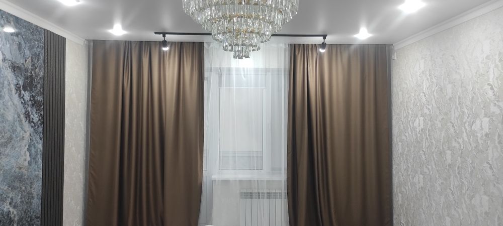 Продам занавески 2 комплекта