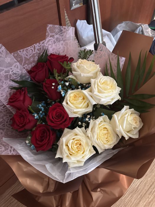 Продам букет шикарных роз