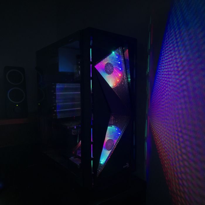 Setup Gaming Complet i7 7700k - GTX 1050 TI MSI - SSD 1TB - 16 GB RAM