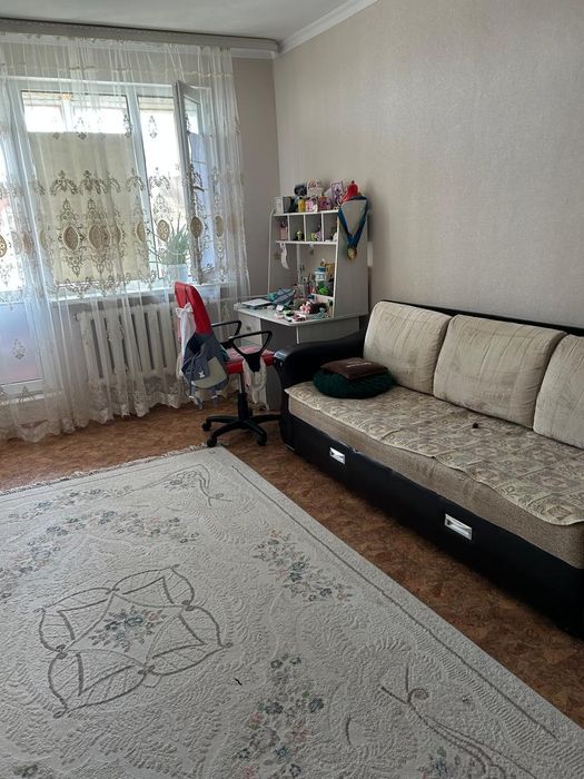 Меняю 3 кв  на частный дом