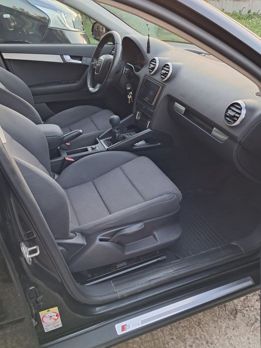 AUDI A3 Sportback 2011 — imagine 3