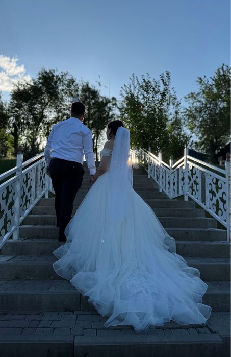 Свадебное платье