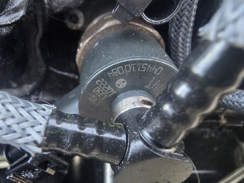 Injectoare opel movano trafic 2.5