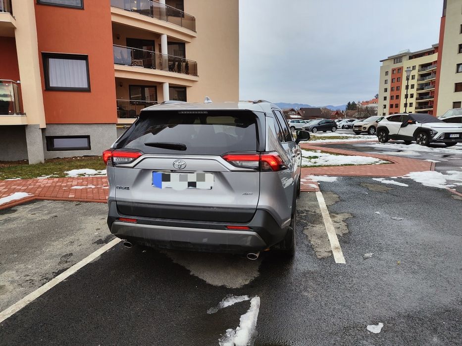 Toyota RAV4 2.0 Benzină – 2019 – Manuală – Cu garanție