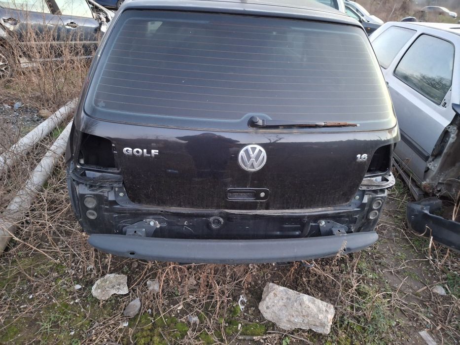 Фолксваген Голф4   1,6 16v. Volkswagen Golf 4  1,6  16V.  На части.