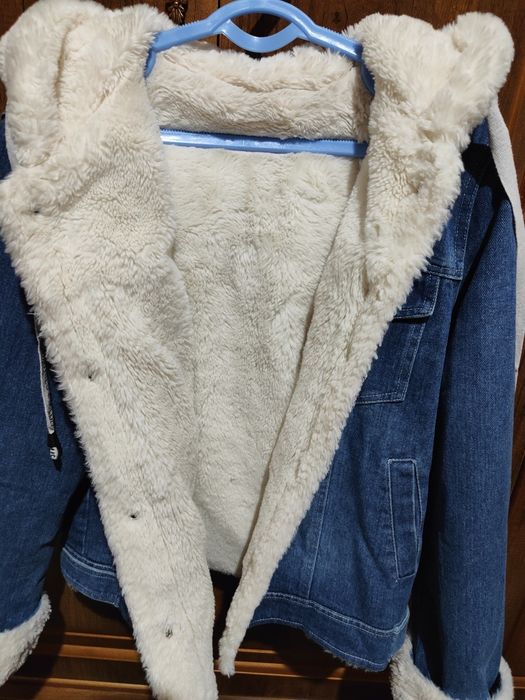 Женские джинсовые куртки