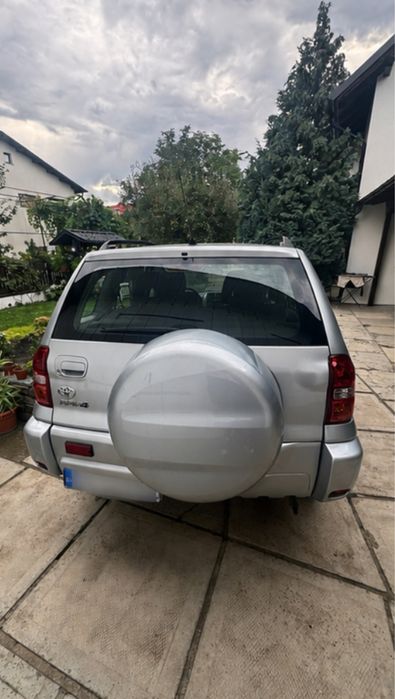 Vând Toyota RAV 4 2004 4x4 2.0 Diesel