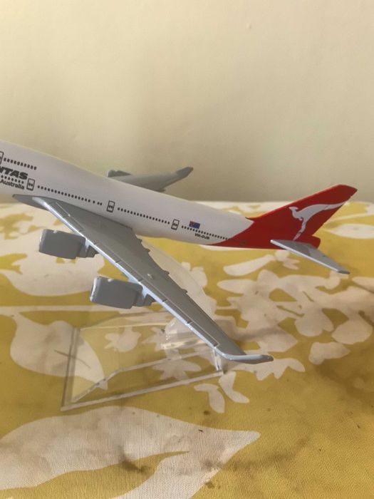 Модели на самолети 1:400