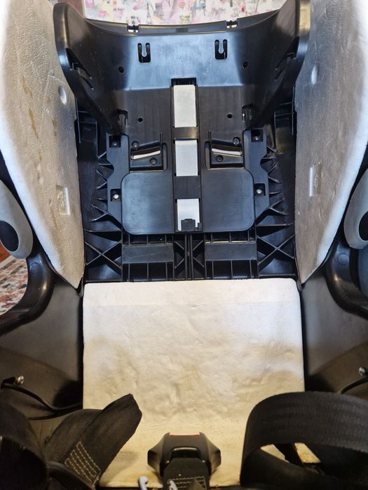 Автокресло Bebe comfort Axiss