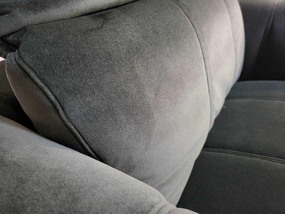 Зелен фотьойл от плат с електрически релаксиращ механизъм