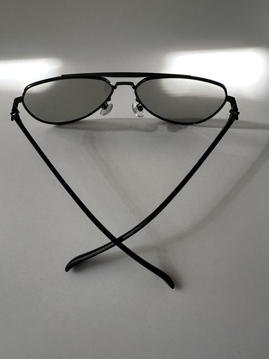 Очки солнцезащитные