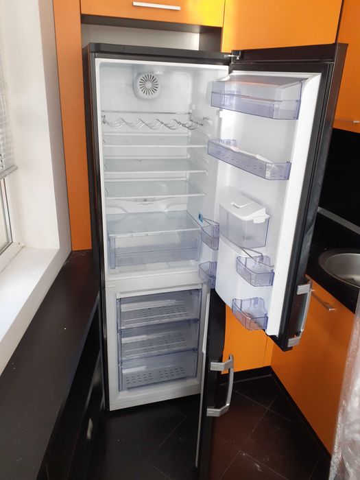 Хладилници,фризери,електроника,домакински уреди