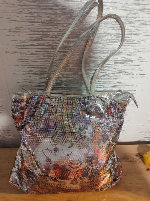 Голяма Ефектна дамска чанта