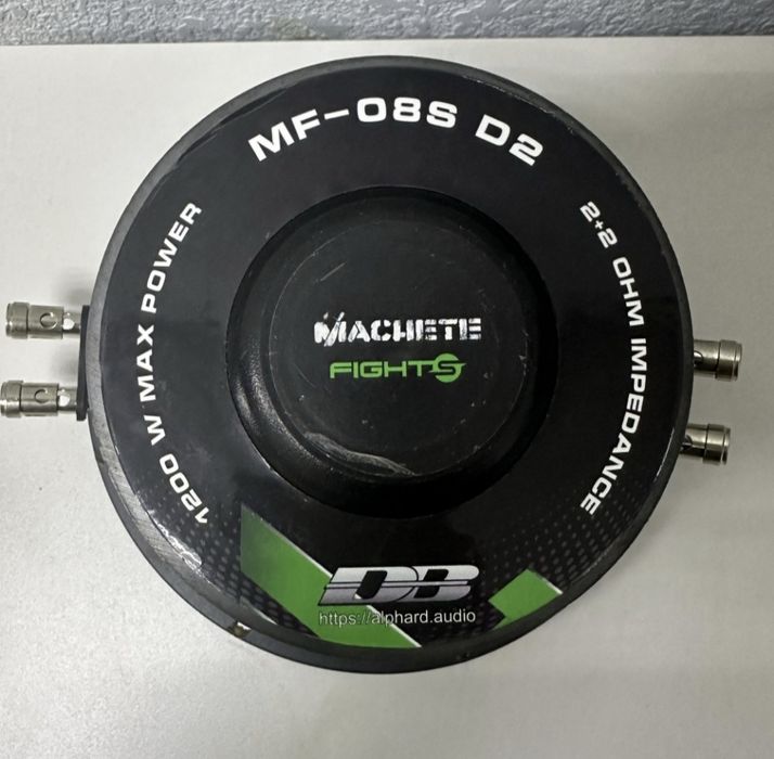 Сабуфер Machete 600W