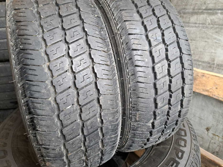 2 anvelope 186/60 R12C Maxmiler