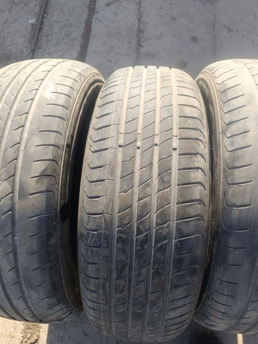 Продам шину летний