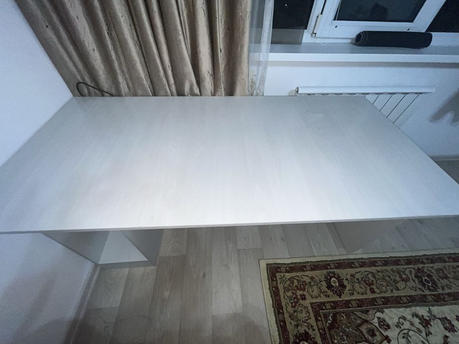 Стол для компьютера