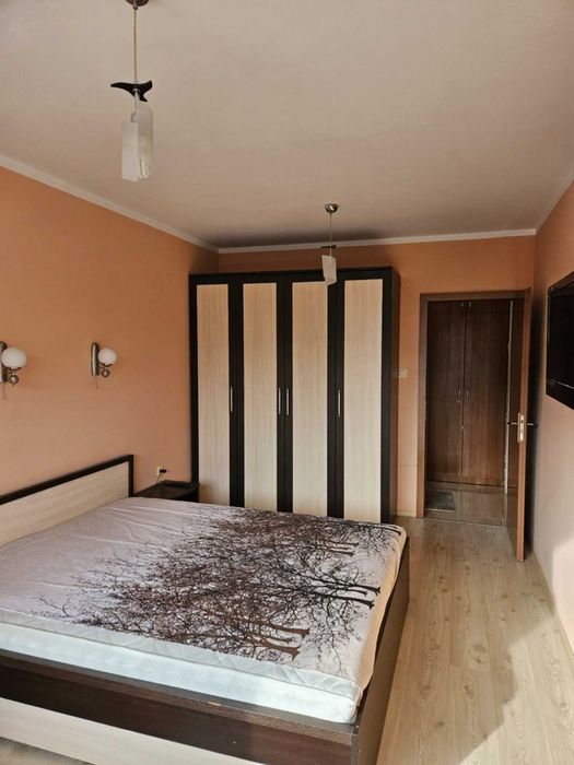 Дава се под наем Двустаен апартамент в Пловдив, Център - 70 кв.м за 408 € - Снимка #4