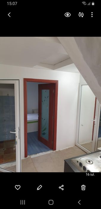 Colentina una camera la curte etaj1 intrare separată