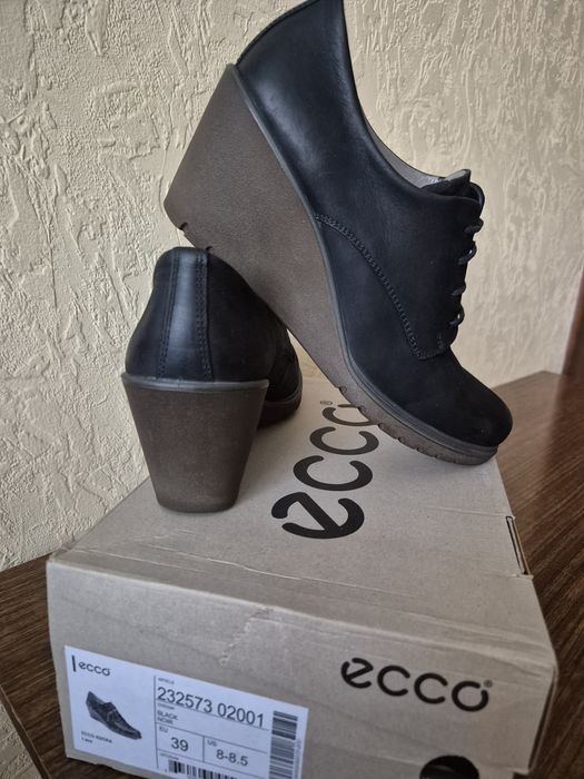 Ботильоны новые Ecco, размер 39